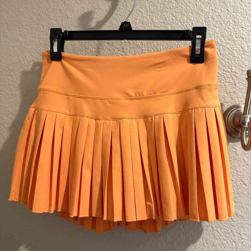 Goldhinge Pleated Skirt